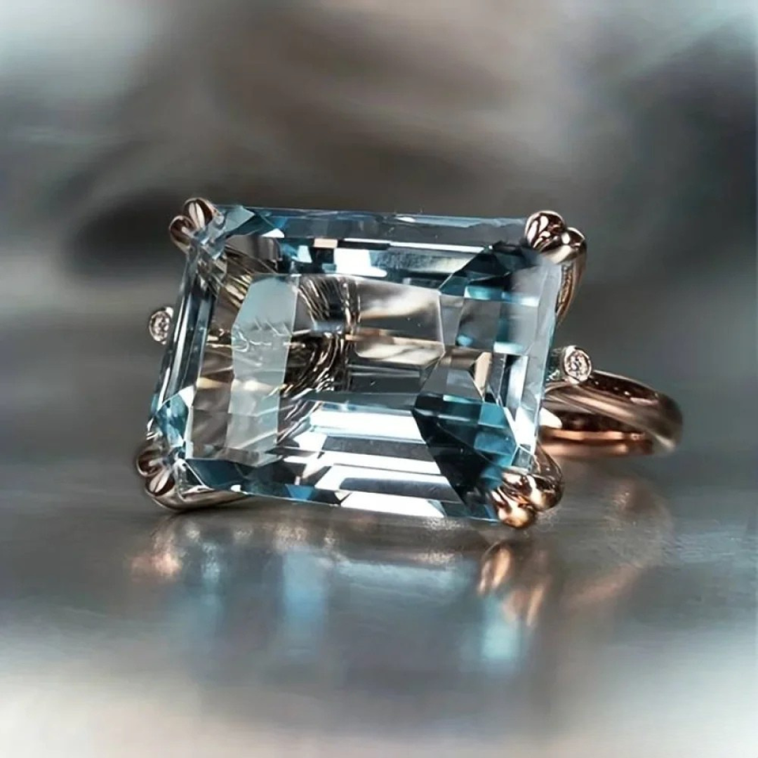 Bague en zirconium bleu vintage