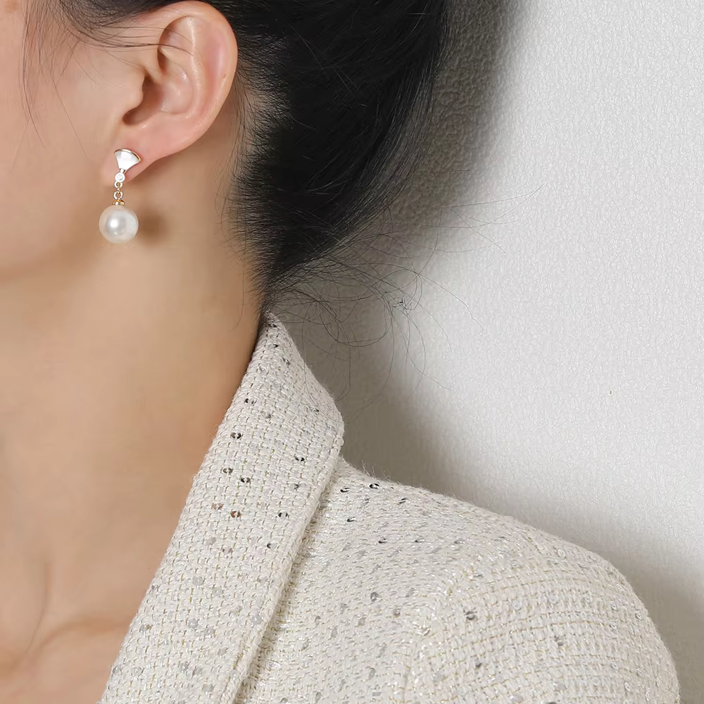 Boucles d'Oreilles Rétro en Argent avec Perles