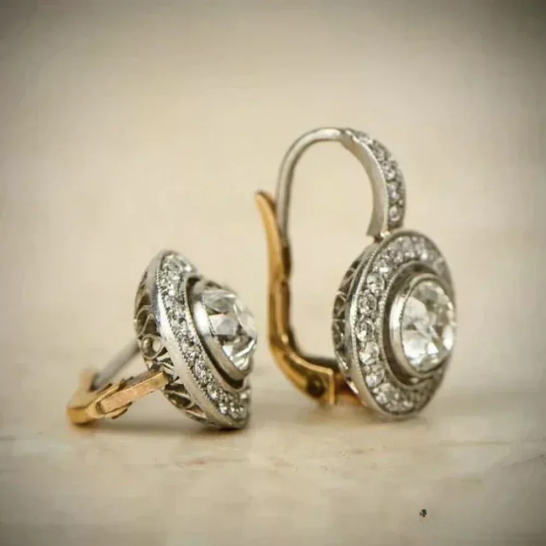 Boucles d'oreilles en argent vintage avec zirconia